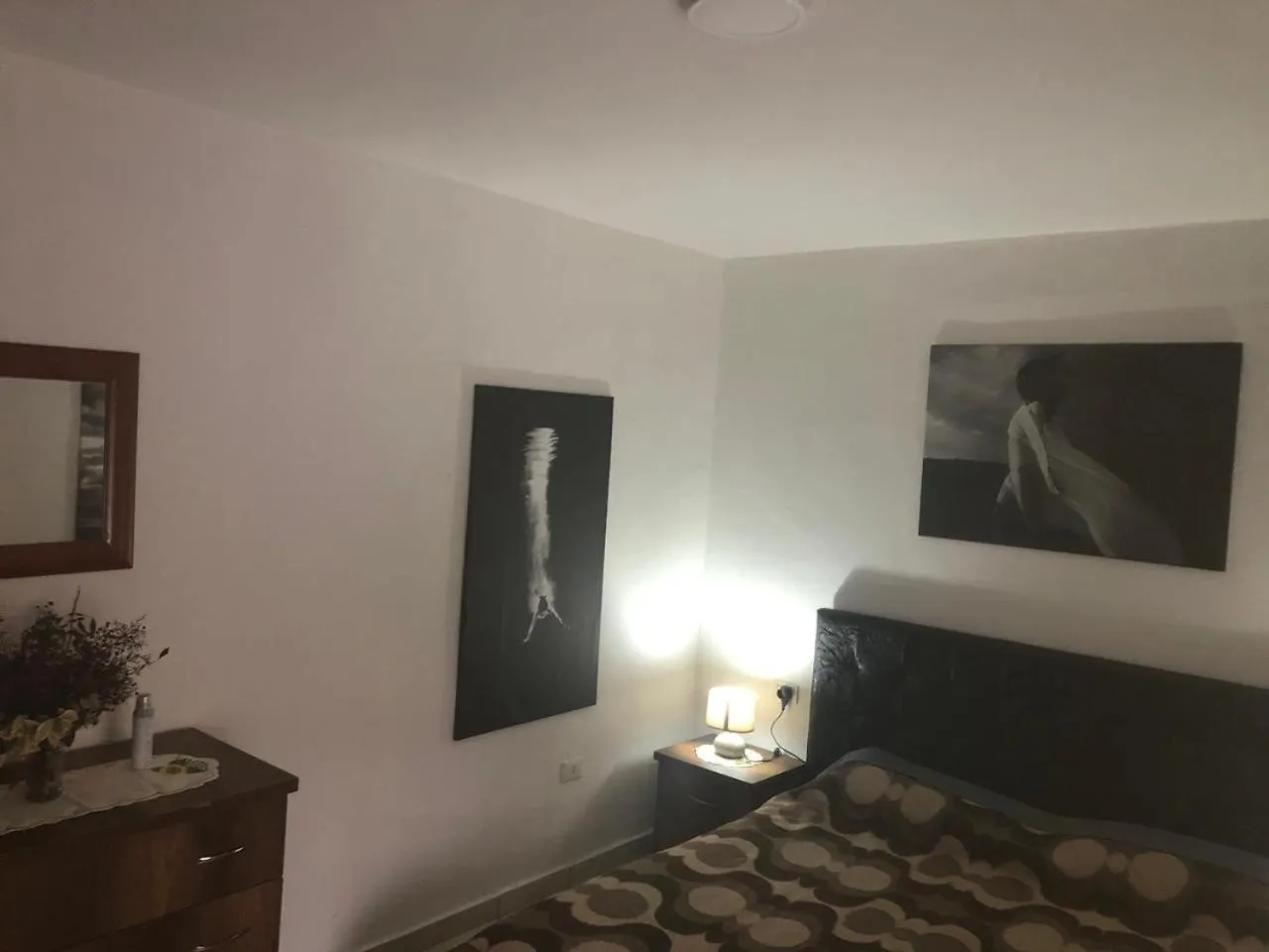 Apartamento 2 Bed-Room Flat In Center Of Tirana Albânia