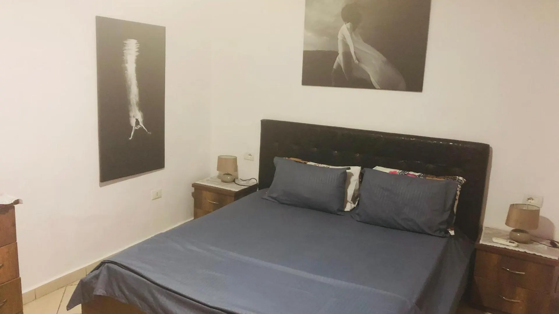 2 Bed-Room Flat In Center Of Tirana Apartamento